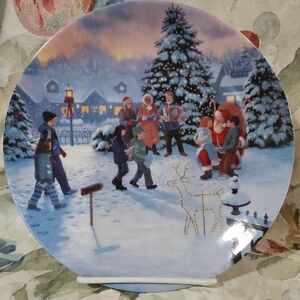LENOX Collector Plate "All I Want for Christmas", "Santa's Journey" - No Box